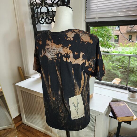 Handmade Upcycled Boho T-Shirt – Bleach-Dyed & Floral Patch Design - Picture 16 of 16